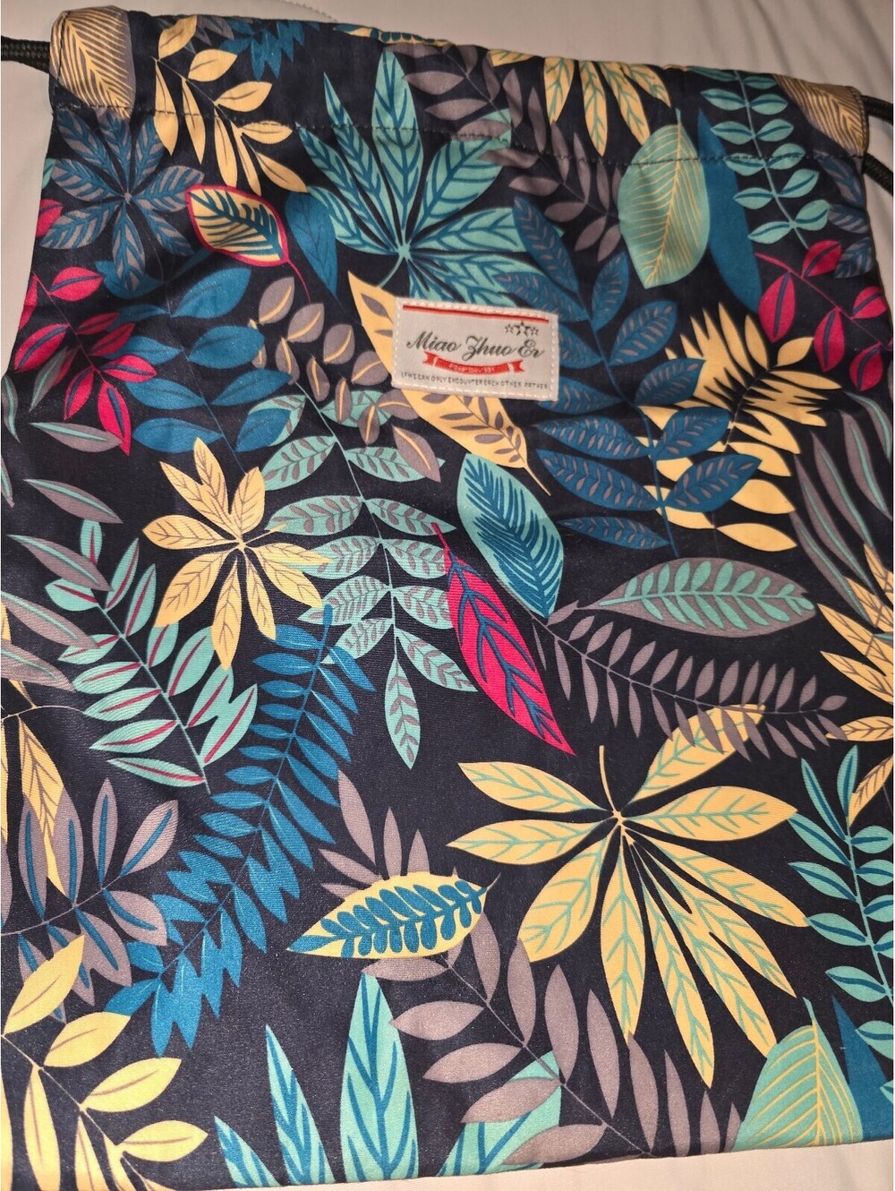 Hawaiian Print Drawstring Backpack - Excellent Condition - Picture 3 of 6